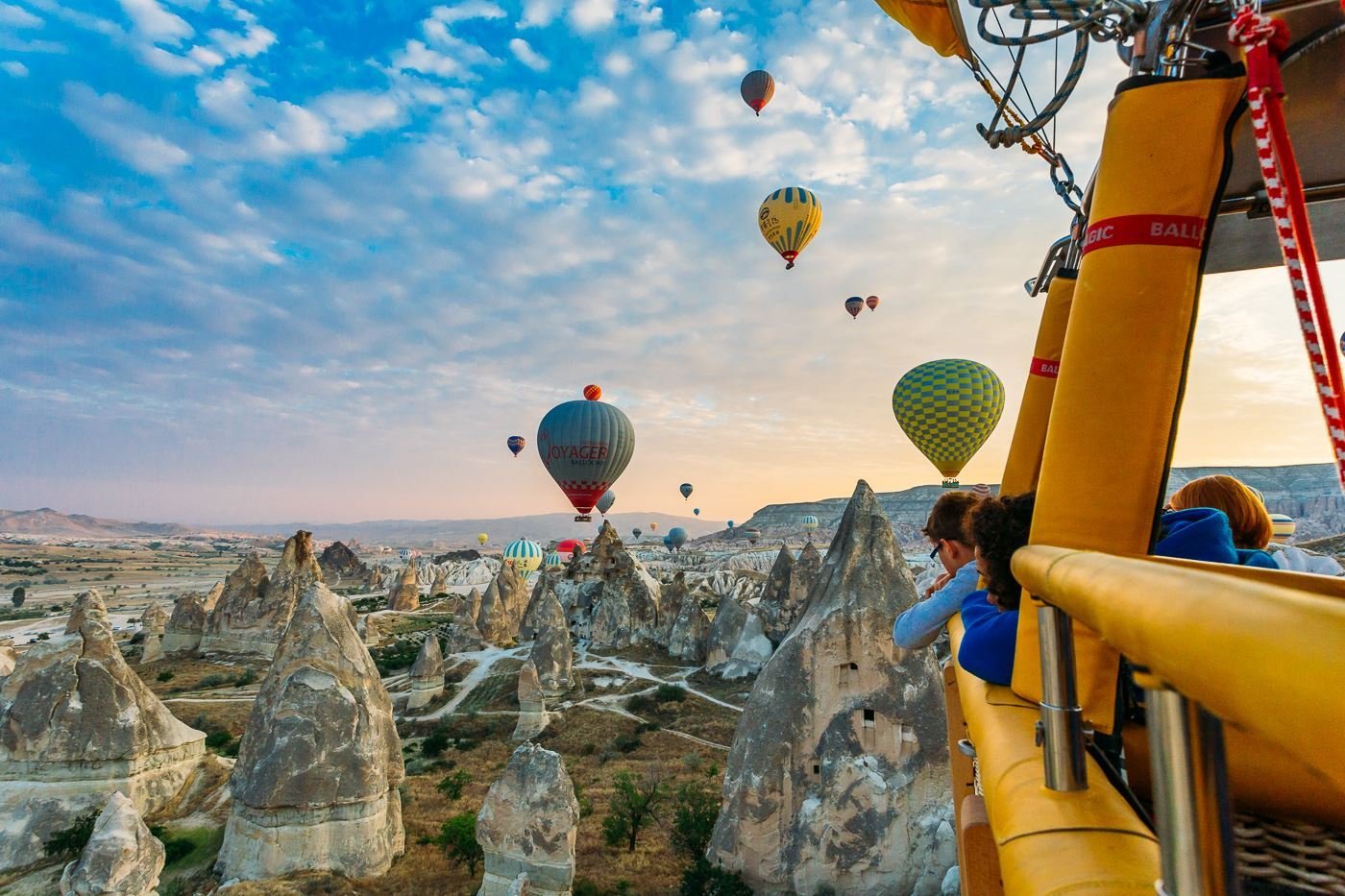 hot air balloon cost to ride