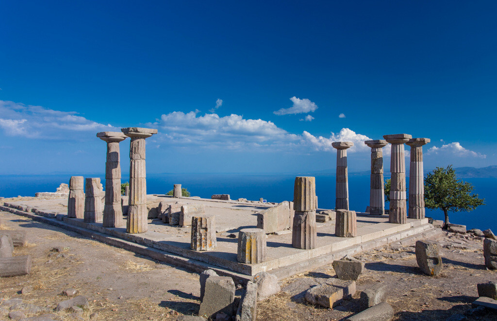 The Temple of Athena in Assos is a great photo spot in Turkey