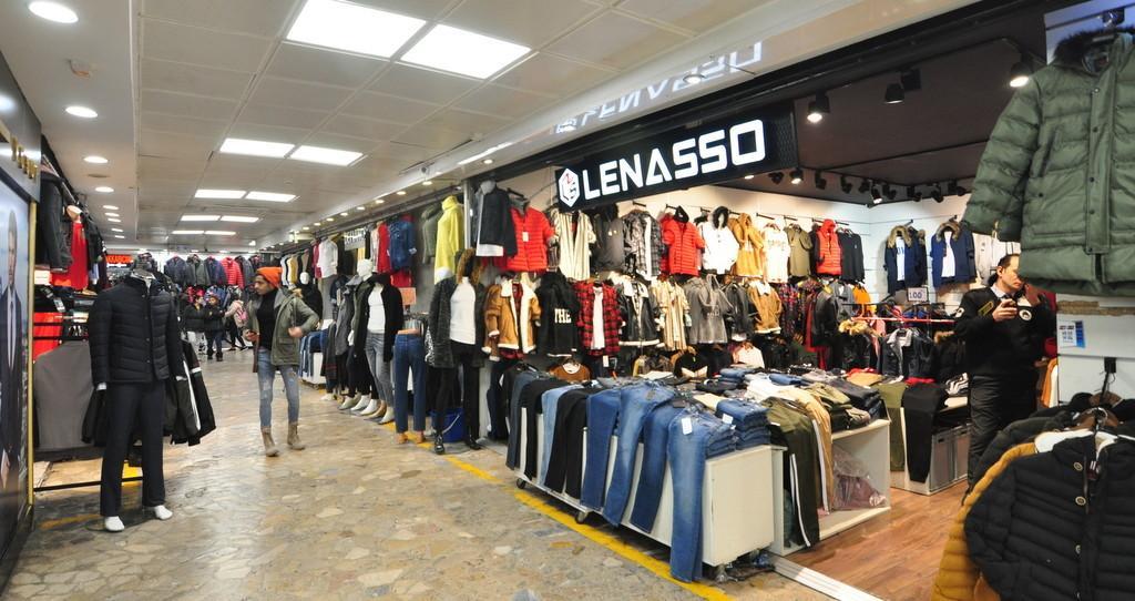 Cheap clothing shopping near Taksim Square