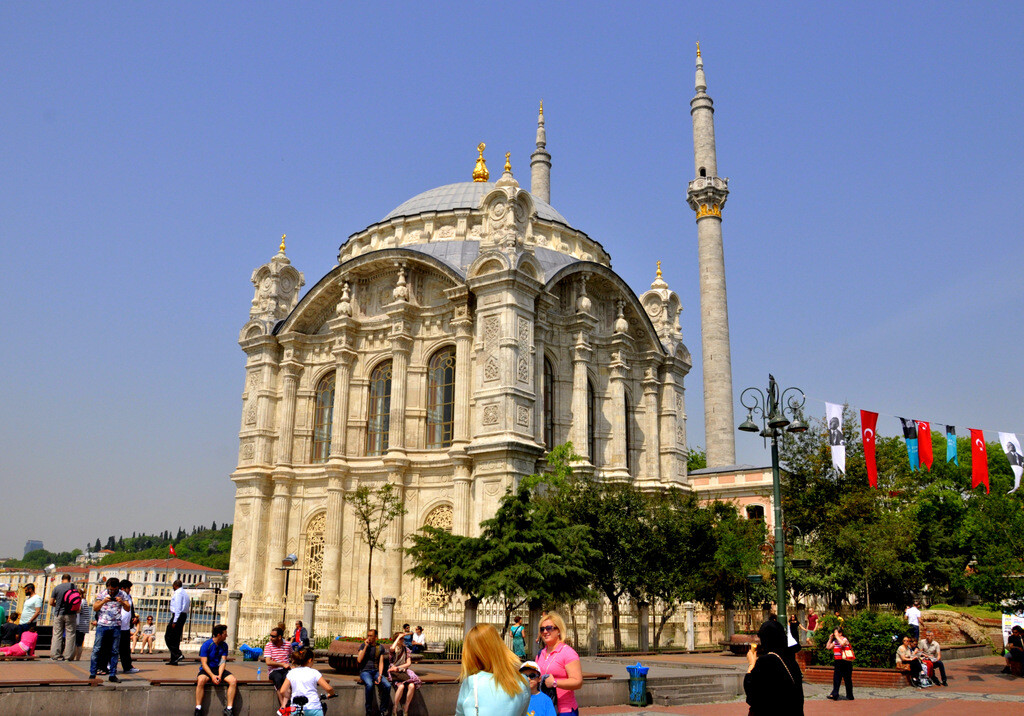 Ortakoy Mosque in Istanbul, Turkey