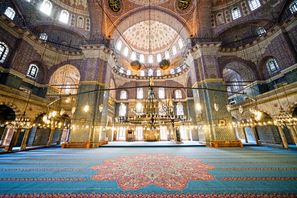 Interior Photo of New Mosque in Istanbul