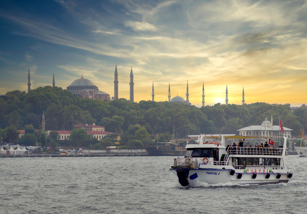 Turyol Bosphorus Cruise Boat