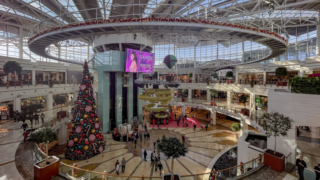 Luxurious Istinye Park Mall in Istanbul - All Tours to Turkey